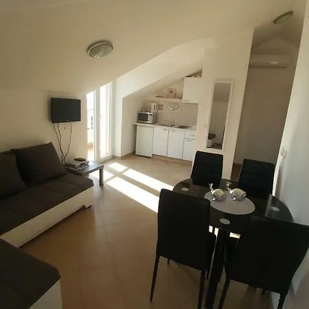 Apartment Star Novalja Exterior photo